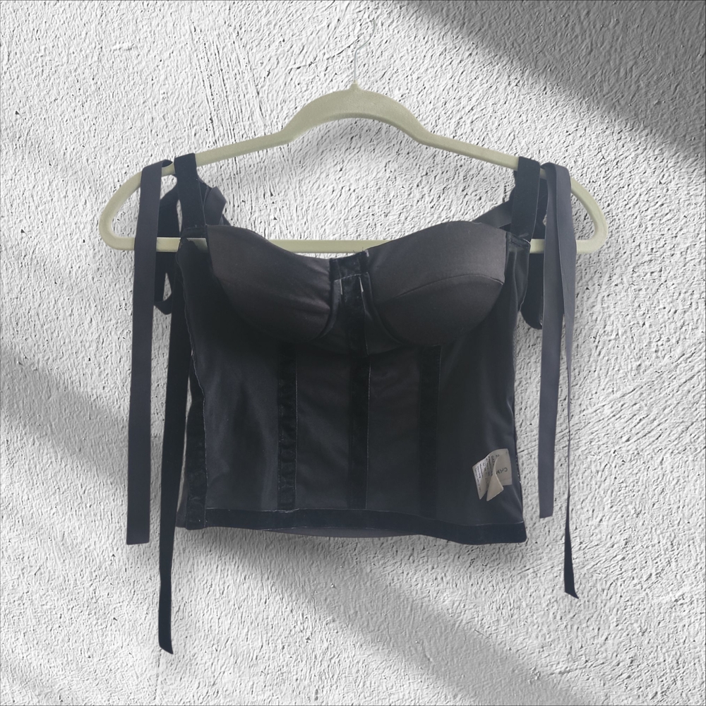 Commense Black Crop Top - Picture 3 of 5